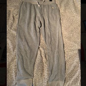 grey abercrombie joggers